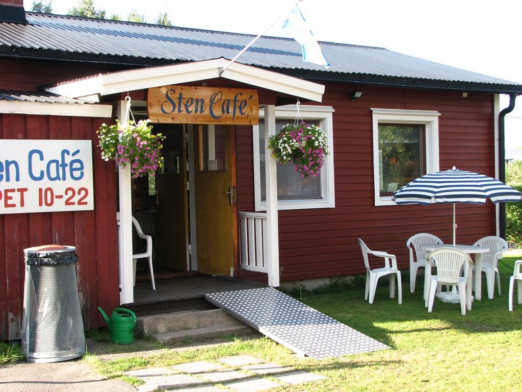 Stuga Vid Hedenaesets Stencafe Eksteriør billede